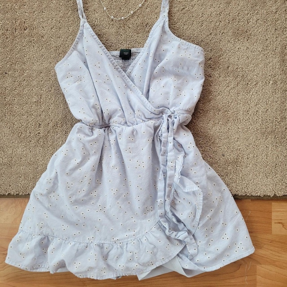 $59 Wild Fable Women's White and Blue Playsuit-romper Size S Floral